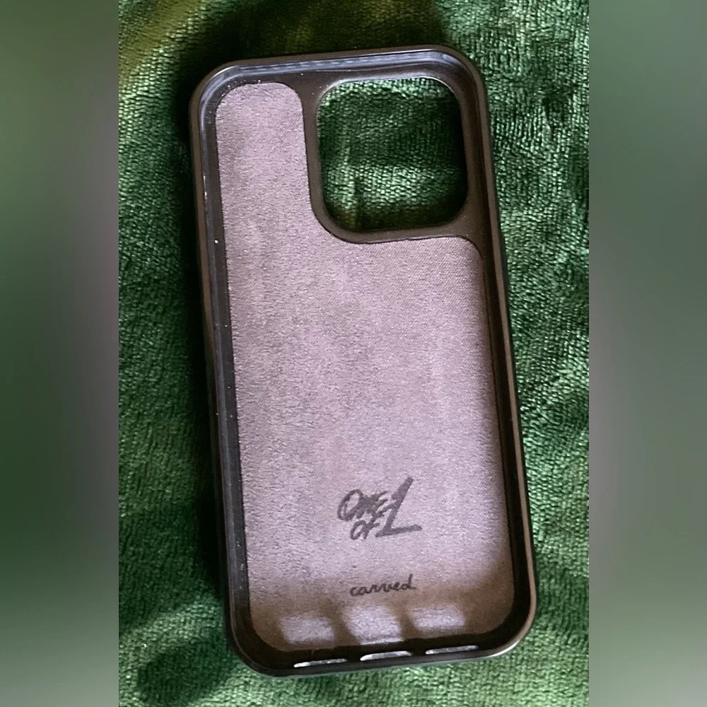 iPhone 14 Pro Carved Phone Case